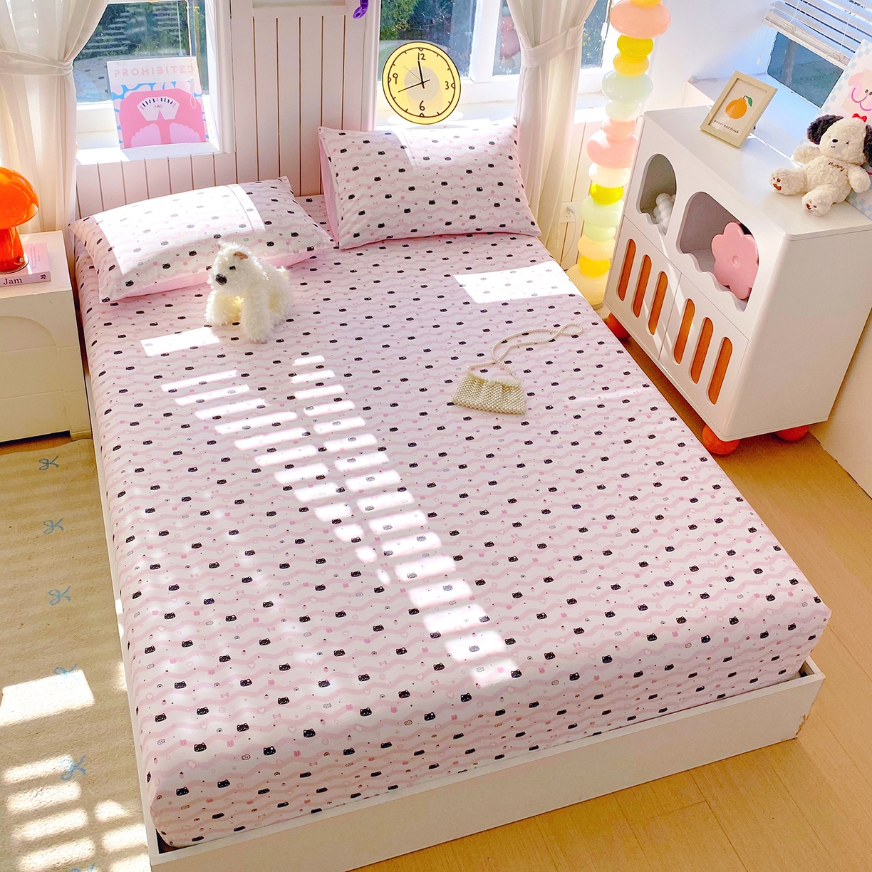 91家纺网 家纺一手货源 找家纺 小懒猪 2026新款全棉印花床笠 粉喵甜梦