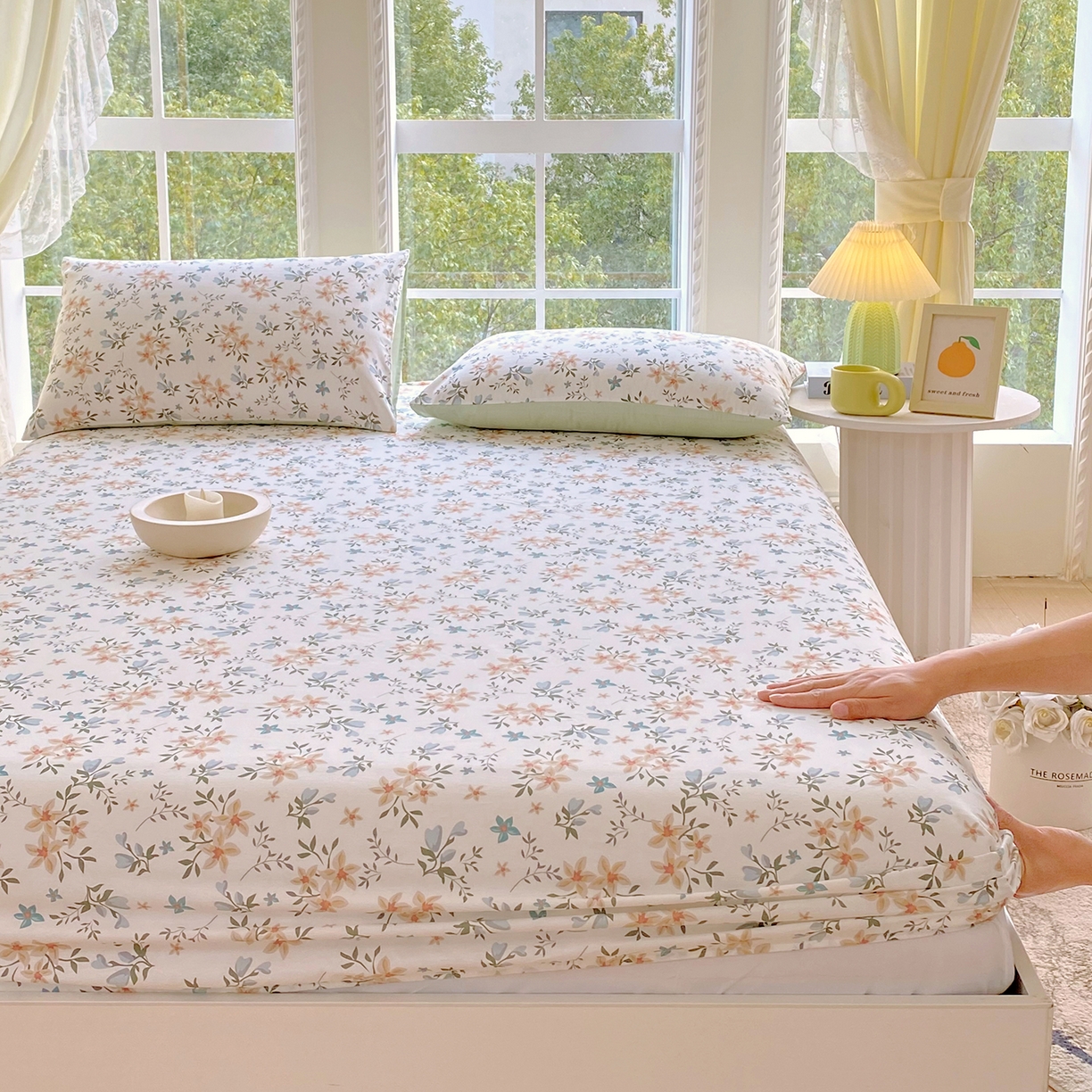 91家纺网 家纺一手货源 找家纺 小懒猪 2026新款全棉印花床笠 沐风苍兰