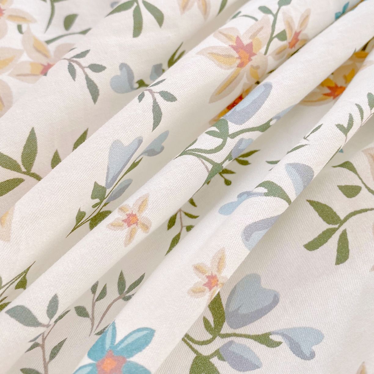 91家纺网 家纺一手货源 找家纺 小懒猪 2026新款全棉印花床笠 沐风苍兰