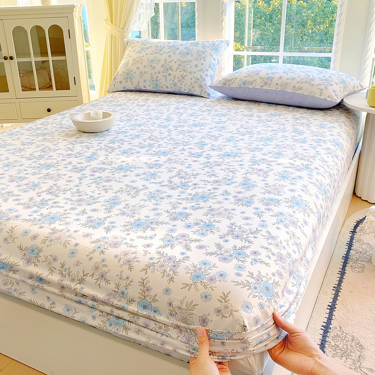 91家纺网 家纺一手货源 找家纺 小懒猪 2026新款全棉印花床笠 青蔓花盏