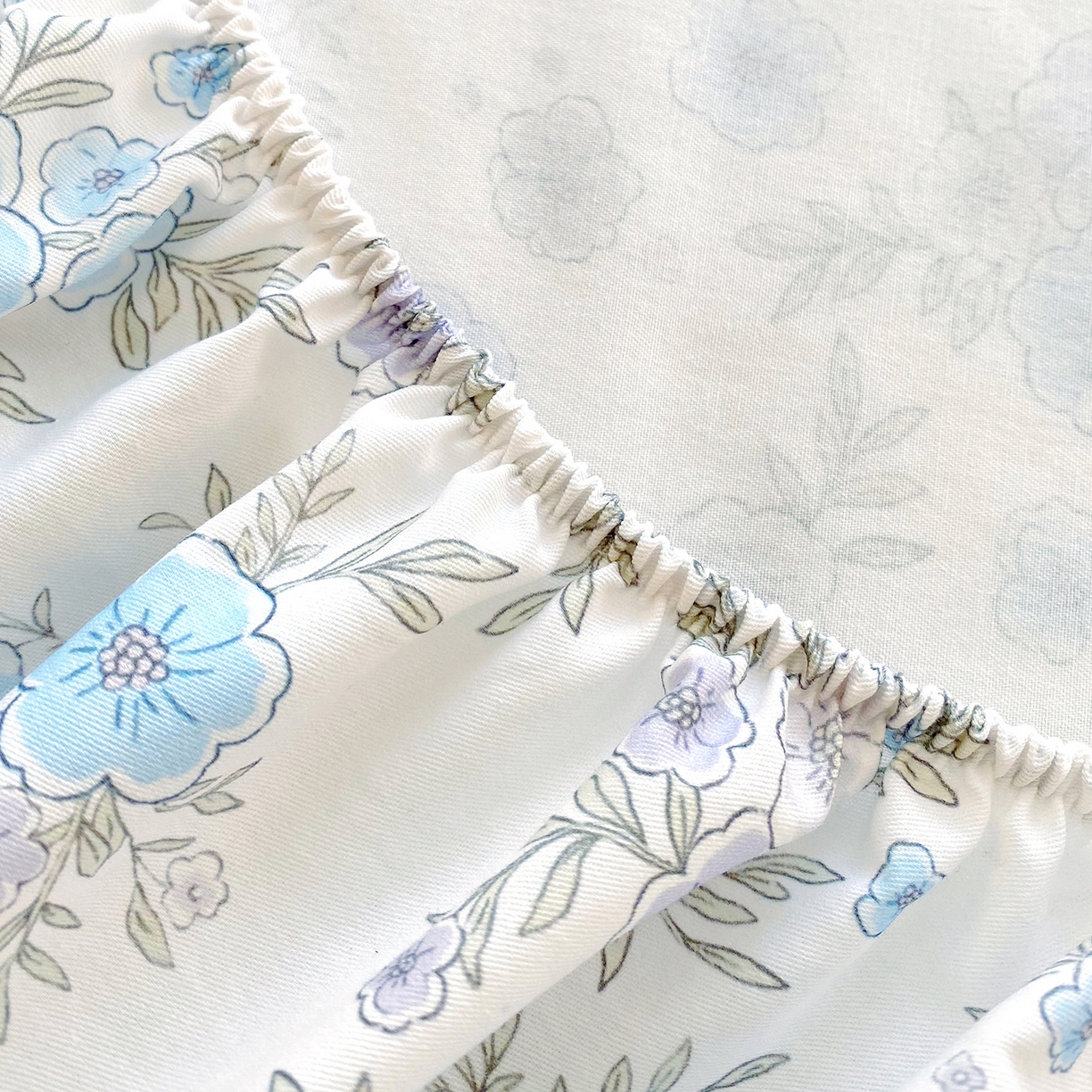 91家纺网 家纺一手货源 找家纺 小懒猪 2026新款全棉印花床笠 青蔓花盏