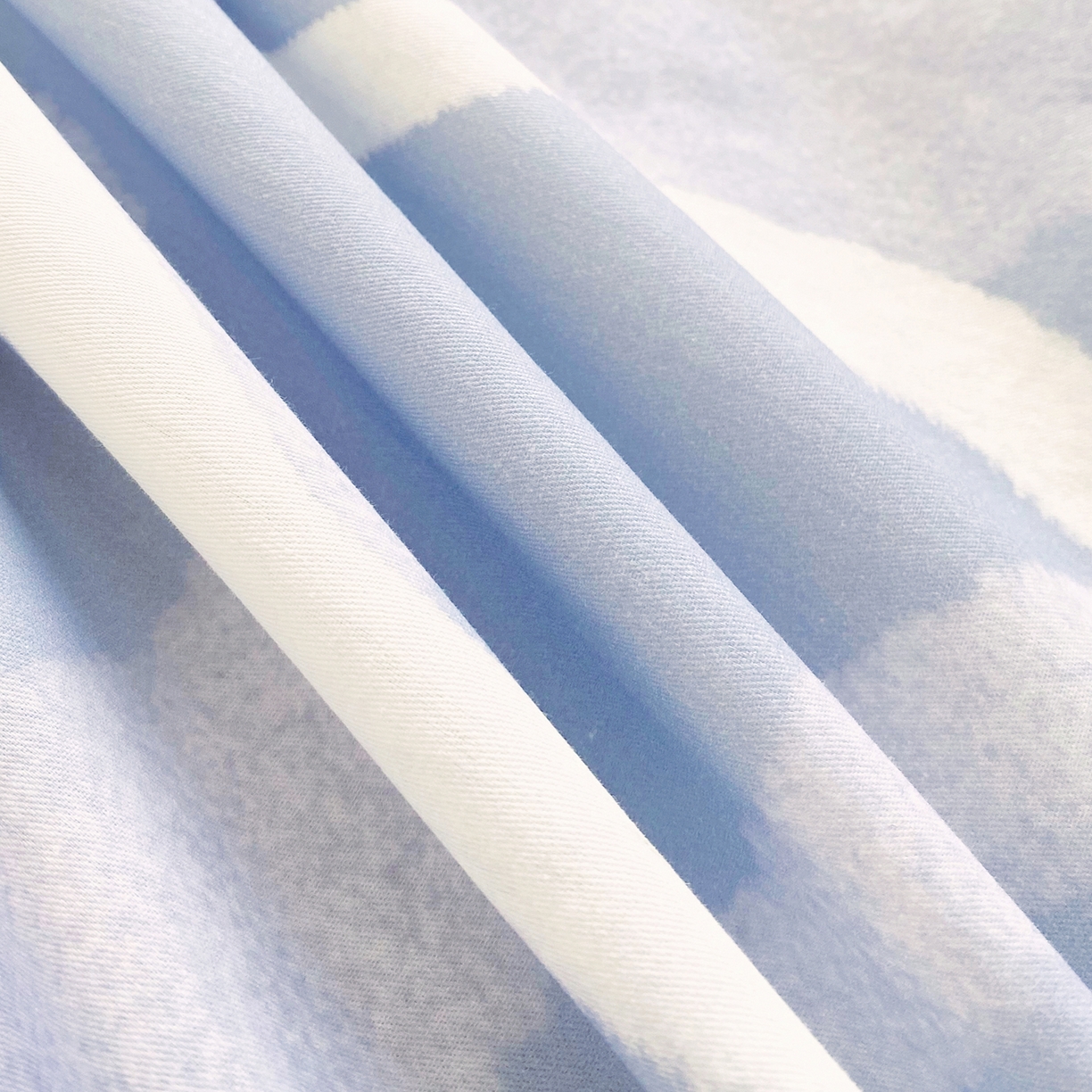 91家纺网 家纺一手货源 找家纺 小懒猪 2026新款全棉印花床笠 素环影