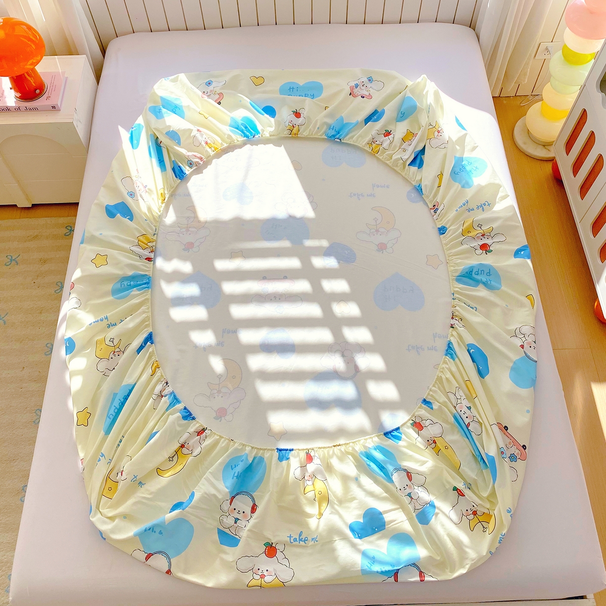 91家纺网 家纺一手货源 找家纺 小懒猪 2026新款全棉印花床笠 童梦汪旅