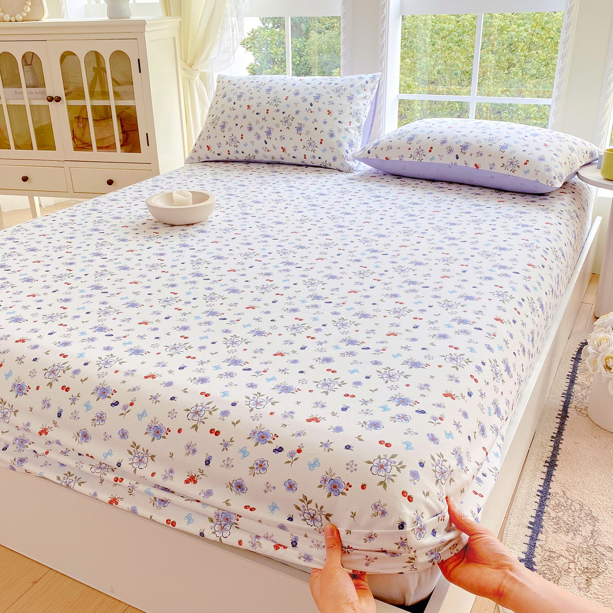 91家纺网 家纺一手货源 找家纺 小懒猪 2026新款全棉印花床笠 雾蓝花簇