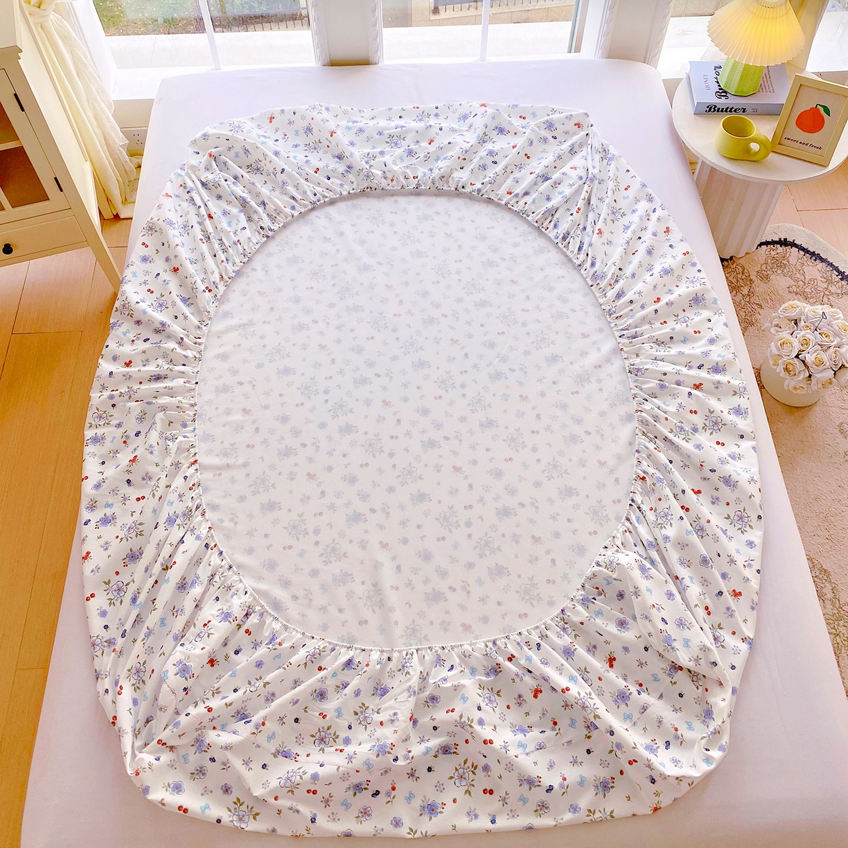 91家纺网 家纺一手货源 找家纺 小懒猪 2026新款全棉印花床笠 雾蓝花簇