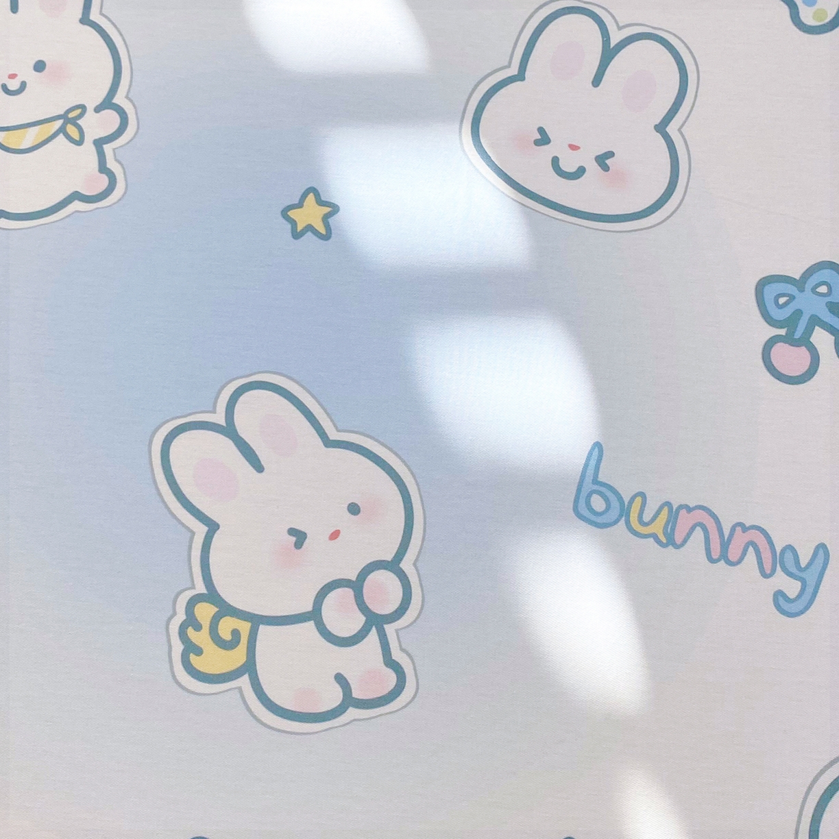 91家纺网 家纺一手货源 找家纺 小懒猪 2026新款全棉印花床笠 星兔软糖