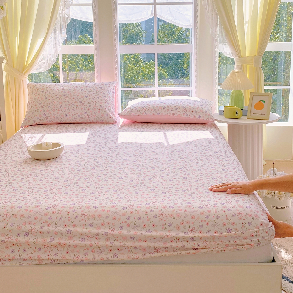 91家纺网 家纺一手货源 找家纺 小懒猪 2026新款全棉印花床笠 紫粉花漾