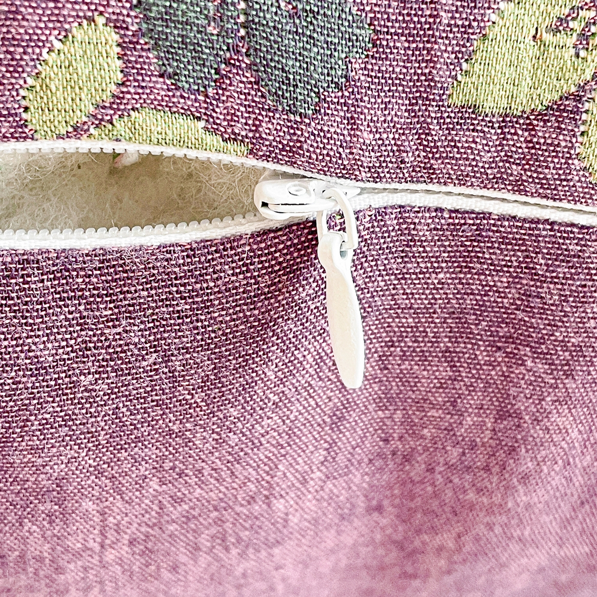 91家纺网 家纺一手货源 找家纺 亦帆枕芯 2025新款全棉多层纱靠背 紫色