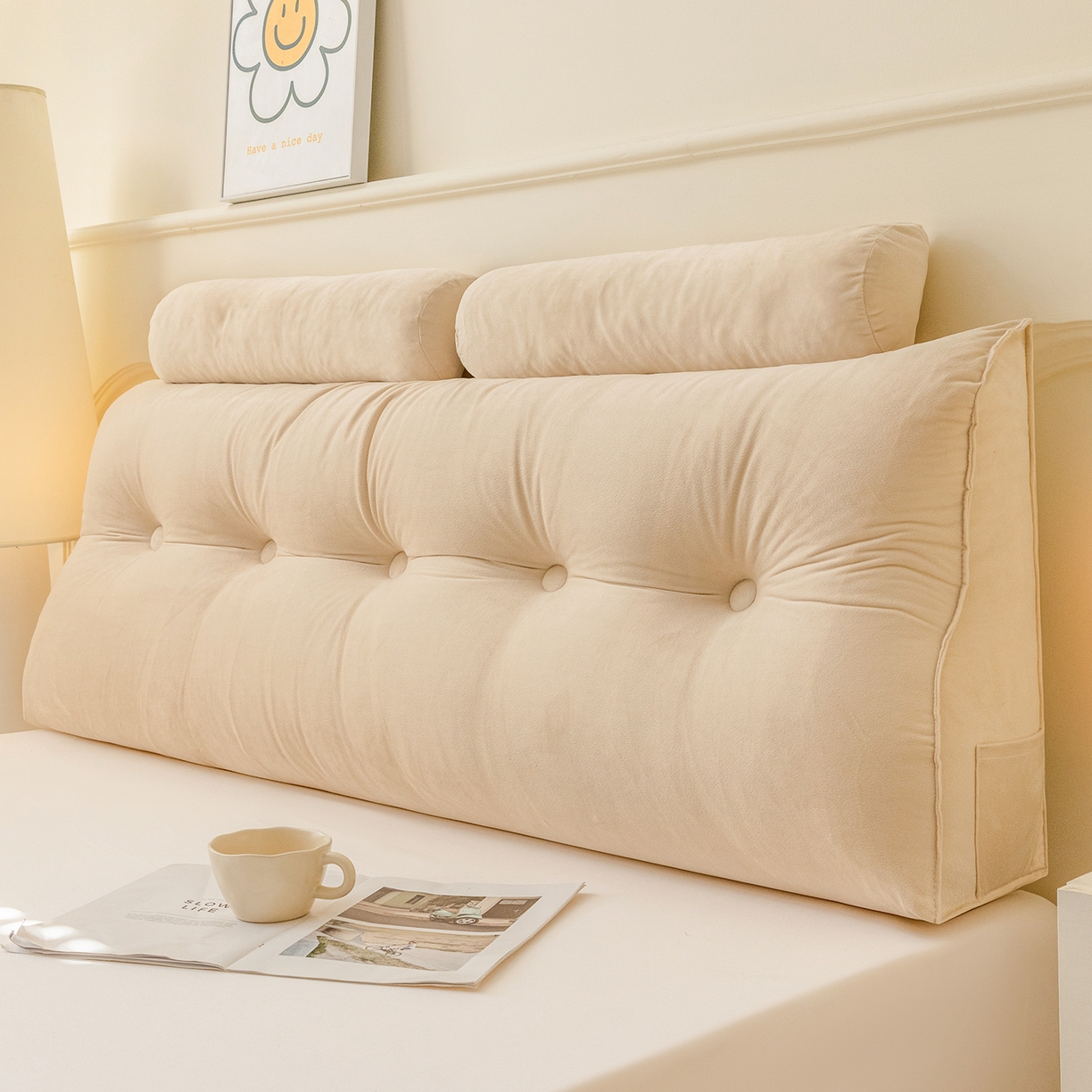 91家纺网 家纺一手货源 找家纺 碧尔家居 2025新款荷兰绒弯型三角+头枕床头靠背 香槟