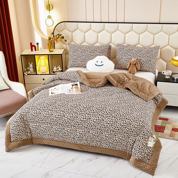 91家纺网 家纺一手货源 找家纺 蔻之羽 2026新款豆豆被夏被春秋被豆豆绒夏被空调被春秋被加厚冬被被子被芯豹纹-咖