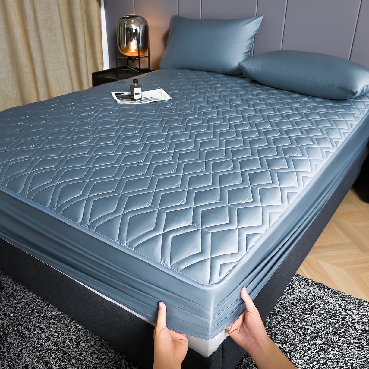 91家纺网 家纺一手货源 找家纺 卡诗兰 2026新款60s全棉长绒棉纯色夹棉抗菌绗缝床笠系列单床笠床笠三件套 景泰蓝