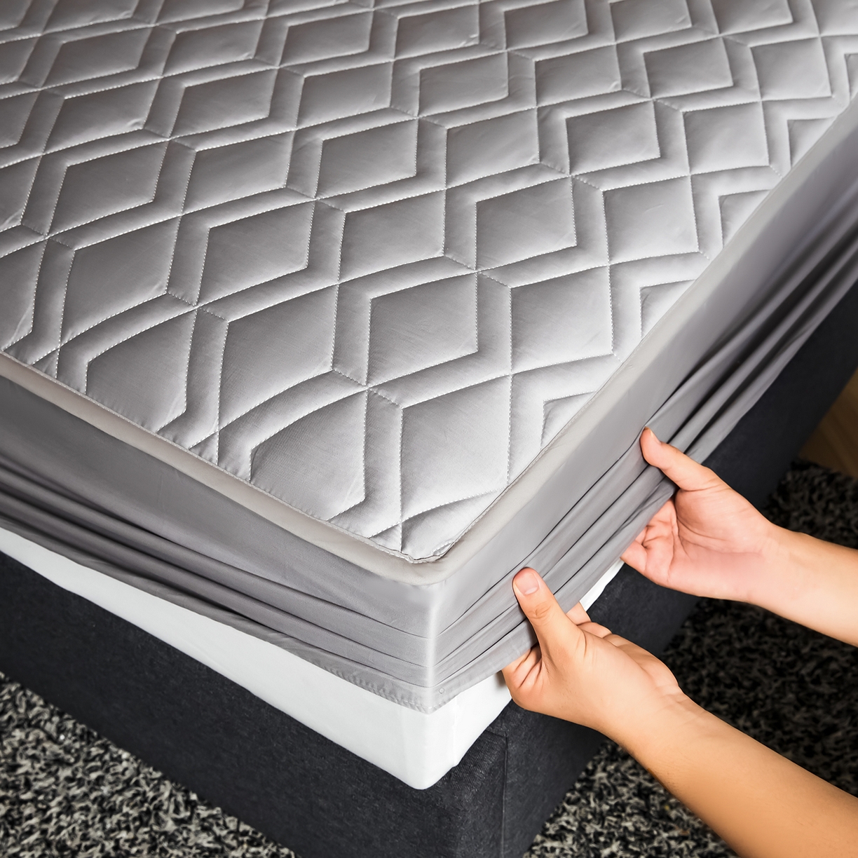 91家纺网 家纺一手货源 找家纺 卡诗兰 2026新款60s全棉长绒棉纯色夹棉抗菌绗缝床笠系列单床笠床笠三件套 雅士灰