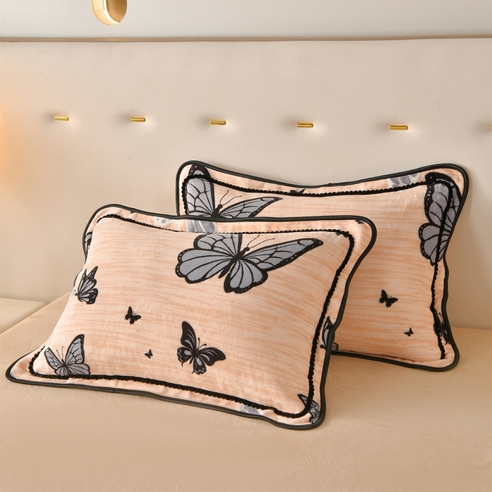 91家纺网 家纺一手货源 找家纺 佳一 2025新款高克重8-9斤印花牛奶绒四件套 梦蝶-咖