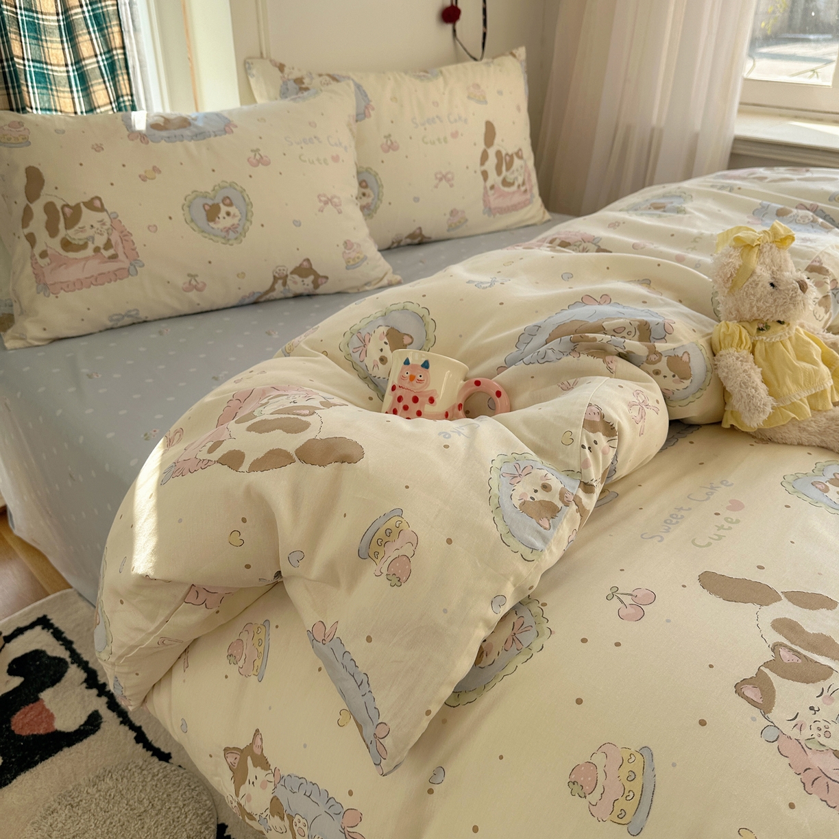 91家纺网 家纺一手货源 找家纺 瑞莱 2026春季新款全棉纯棉印花小清新萌趣系列四件套 小懒猫