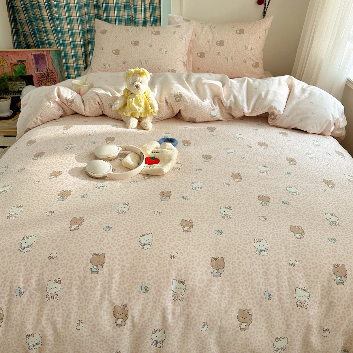 91家纺网 家纺一手货源 找家纺 瑞莱 2026春季新款全棉纯棉印花小清新萌趣系列四件套 KT猫