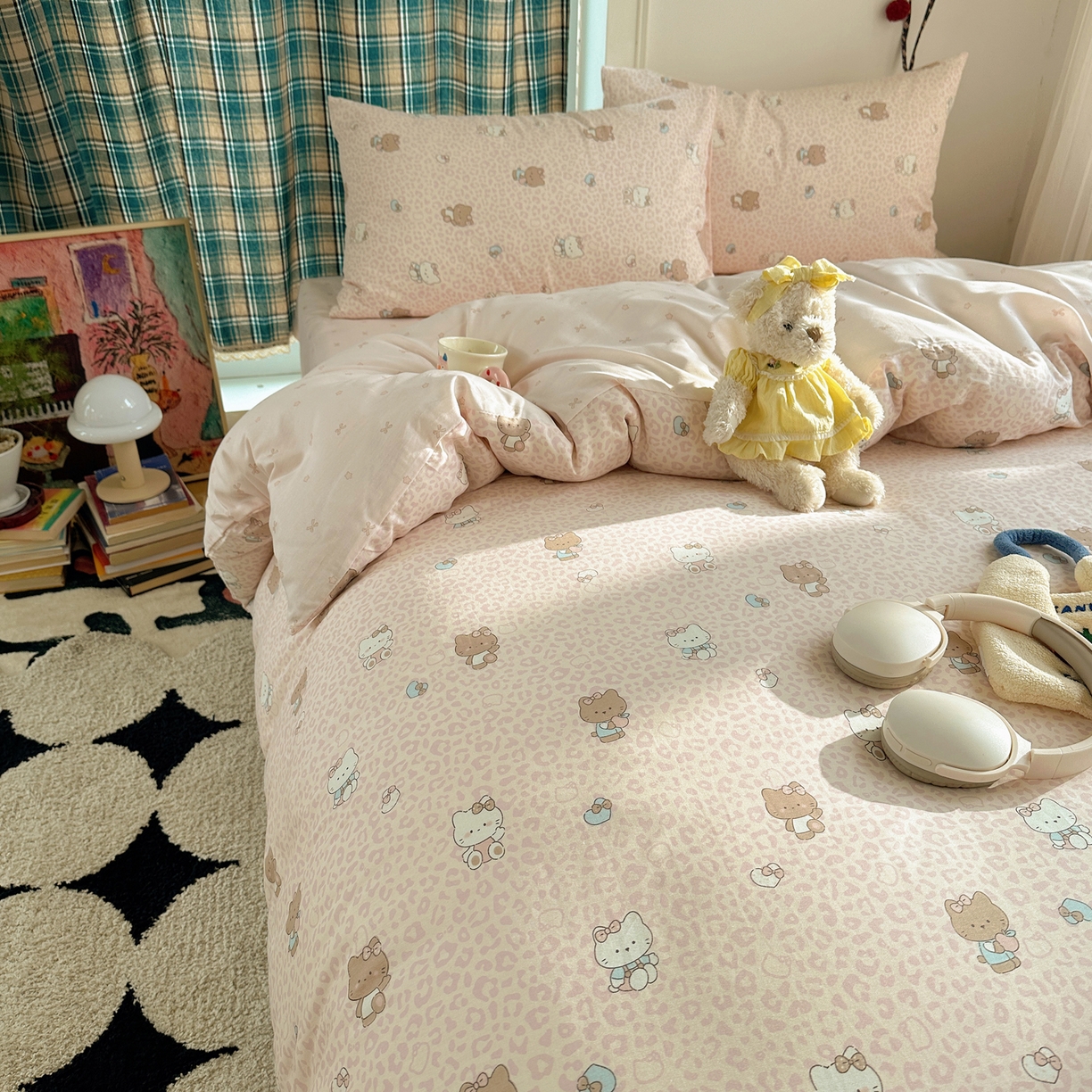 91家纺网 家纺一手货源 找家纺 瑞莱 2026春季新款全棉纯棉印花小清新萌趣系列四件套 KT猫