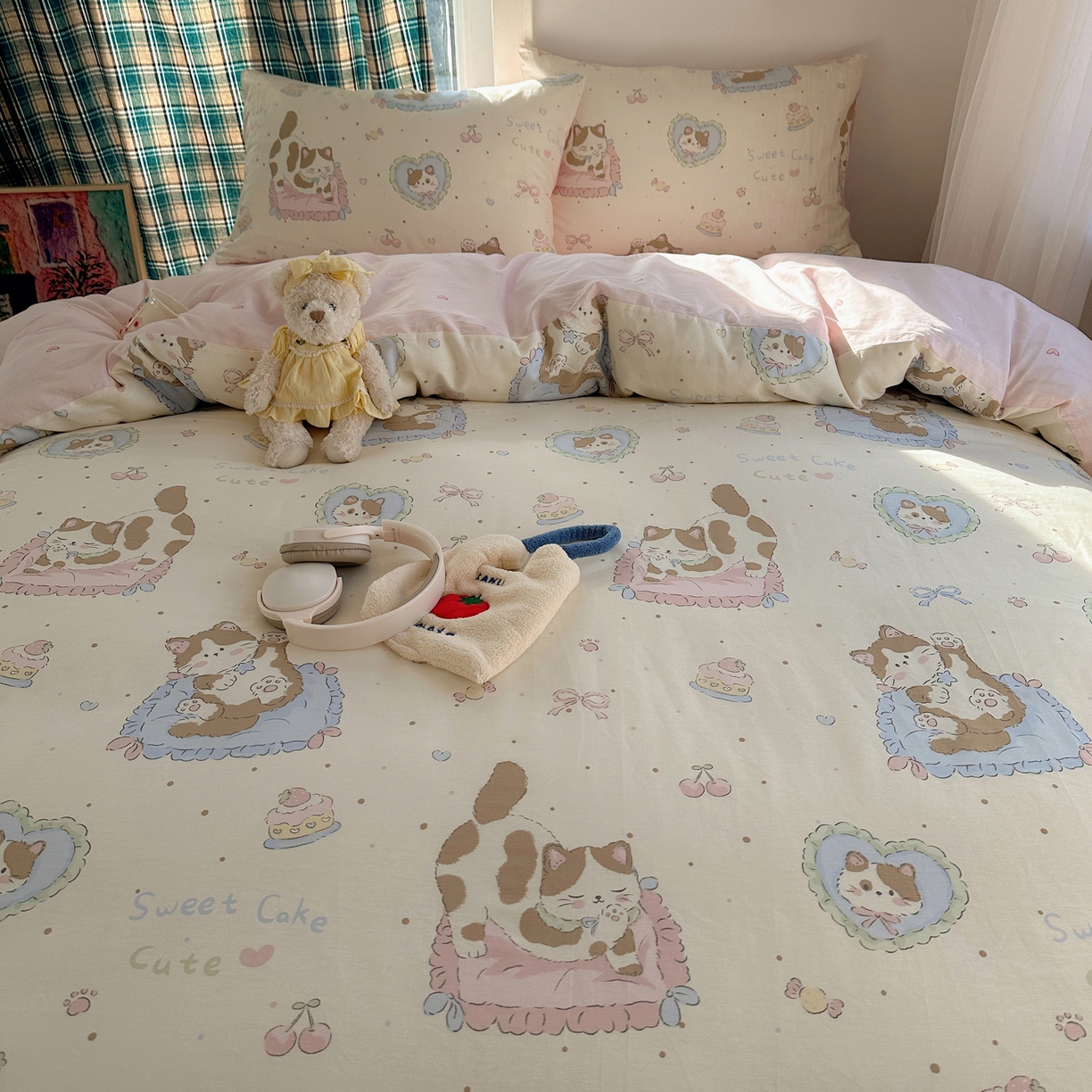 91家纺网 家纺一手货源 找家纺 瑞莱 2026春季新款全棉纯棉印花小清新萌趣系列四件套 可爱猫咪