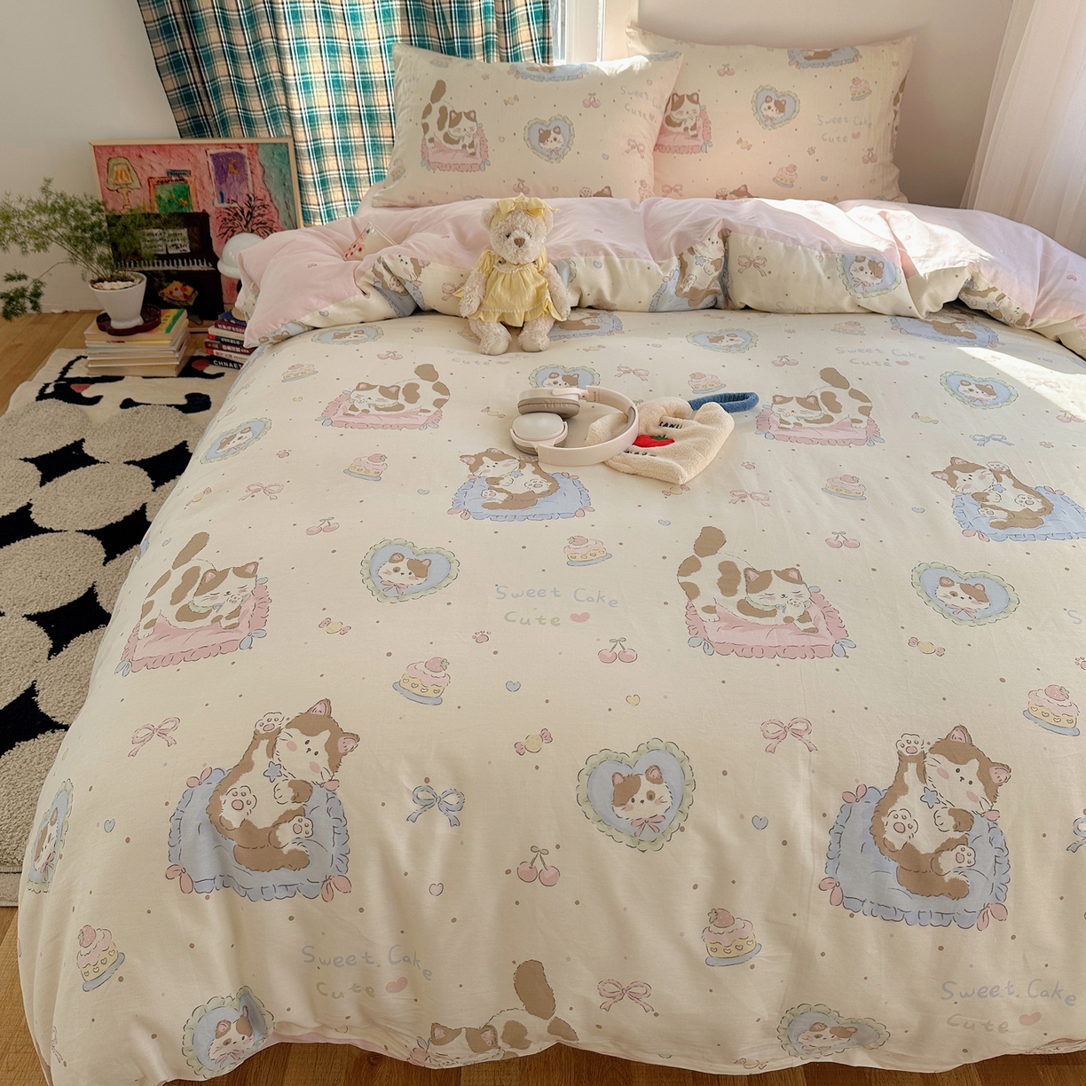 91家纺网 家纺一手货源 找家纺 瑞莱 2026春季新款全棉纯棉印花小清新萌趣系列四件套 可爱猫咪