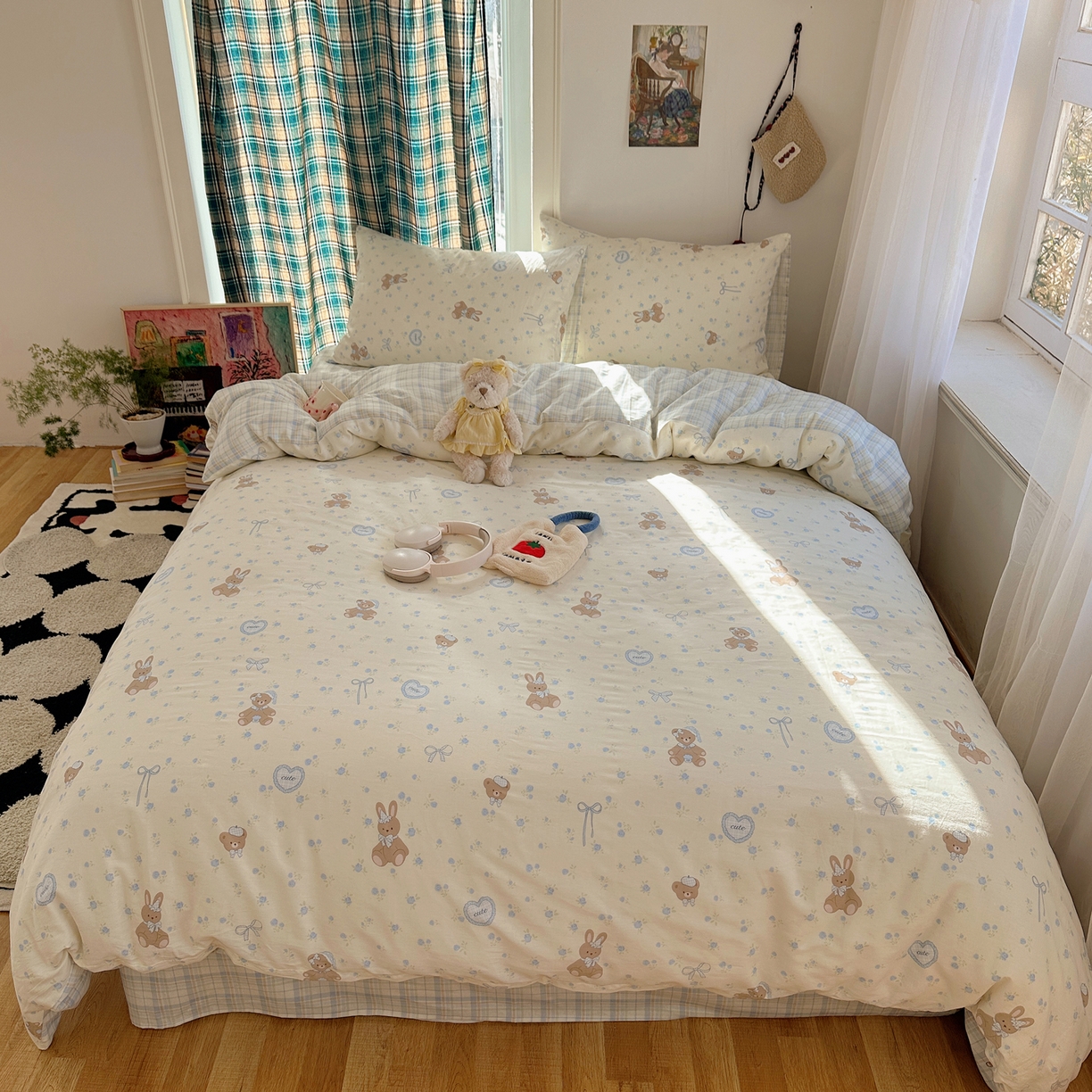 91家纺网 家纺一手货源 找家纺 瑞莱 2026春季新款全棉纯棉印花小清新萌趣系列四件套 蓝花兔