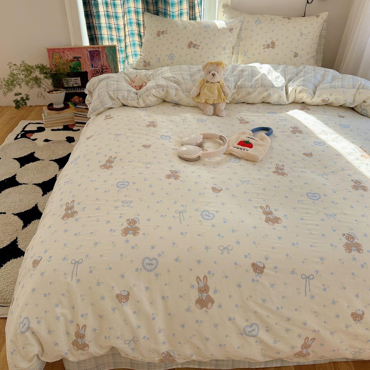 91家纺网 家纺一手货源 找家纺 瑞莱 2026春季新款全棉纯棉印花小清新萌趣系列四件套 蓝花兔