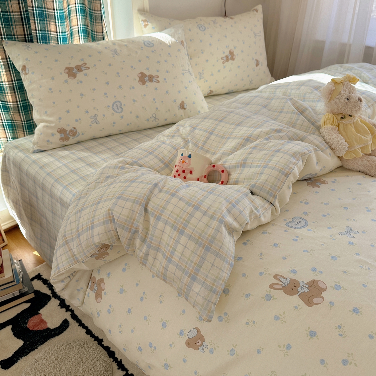 91家纺网 家纺一手货源 找家纺 瑞莱 2026春季新款全棉纯棉印花小清新萌趣系列四件套 蓝花兔