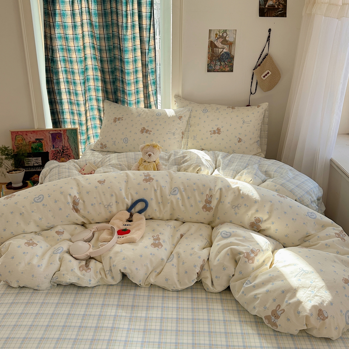 91家纺网 家纺一手货源 找家纺 瑞莱 2026春季新款全棉纯棉印花小清新萌趣系列四件套 蓝花兔