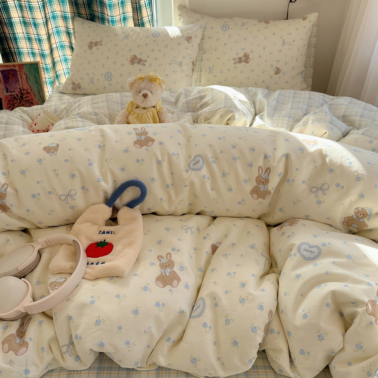 91家纺网 家纺一手货源 找家纺 瑞莱 2026春季新款全棉纯棉印花小清新萌趣系列四件套 蓝花兔