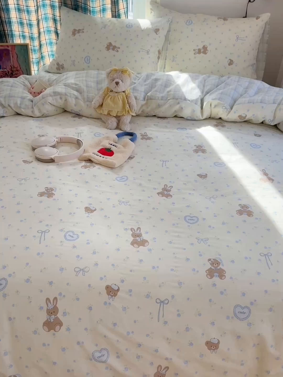 91家纺网 家纺一手货源 找家纺 瑞莱 2026春季新款全棉纯棉印花小清新萌趣系列四件套 蓝花兔