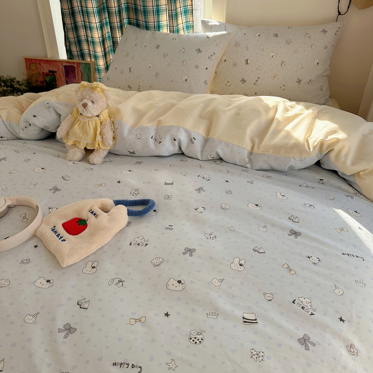 91家纺网 家纺一手货源 找家纺 瑞莱 2026春季新款全棉纯棉印花小清新萌趣系列四件套 路灯影院