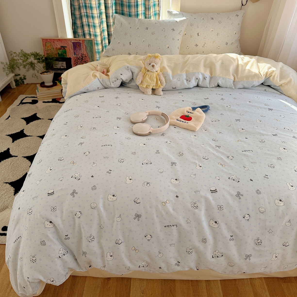 91家纺网 家纺一手货源 找家纺 瑞莱 2026春季新款全棉纯棉印花小清新萌趣系列四件套 路灯影院