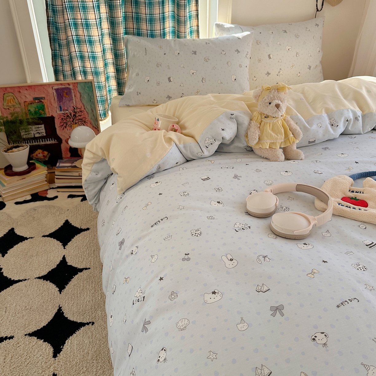 91家纺网 家纺一手货源 找家纺 瑞莱 2026春季新款全棉纯棉印花小清新萌趣系列四件套 路灯影院