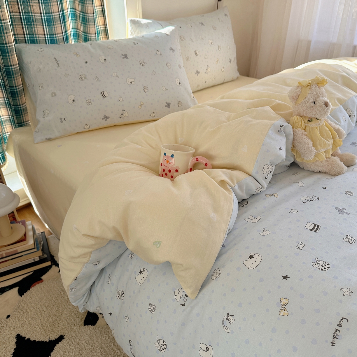 91家纺网 家纺一手货源 找家纺 瑞莱 2026春季新款全棉纯棉印花小清新萌趣系列四件套 路灯影院