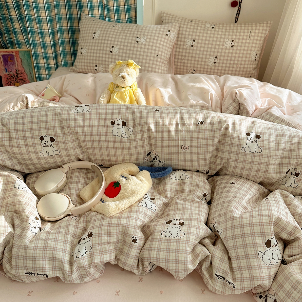 91家纺网 家纺一手货源 找家纺 瑞莱 2026春季新款全棉纯棉印花小清新萌趣系列四件套 莓果小萌