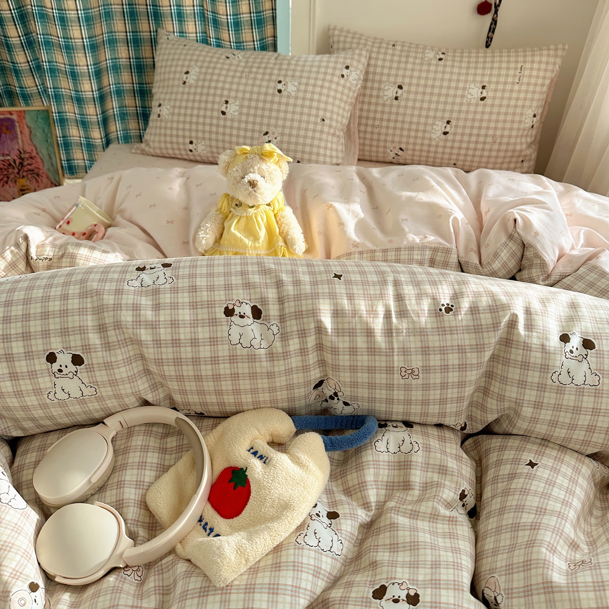 91家纺网 家纺一手货源 找家纺 瑞莱 2026春季新款全棉纯棉印花小清新萌趣系列四件套 莓果小萌