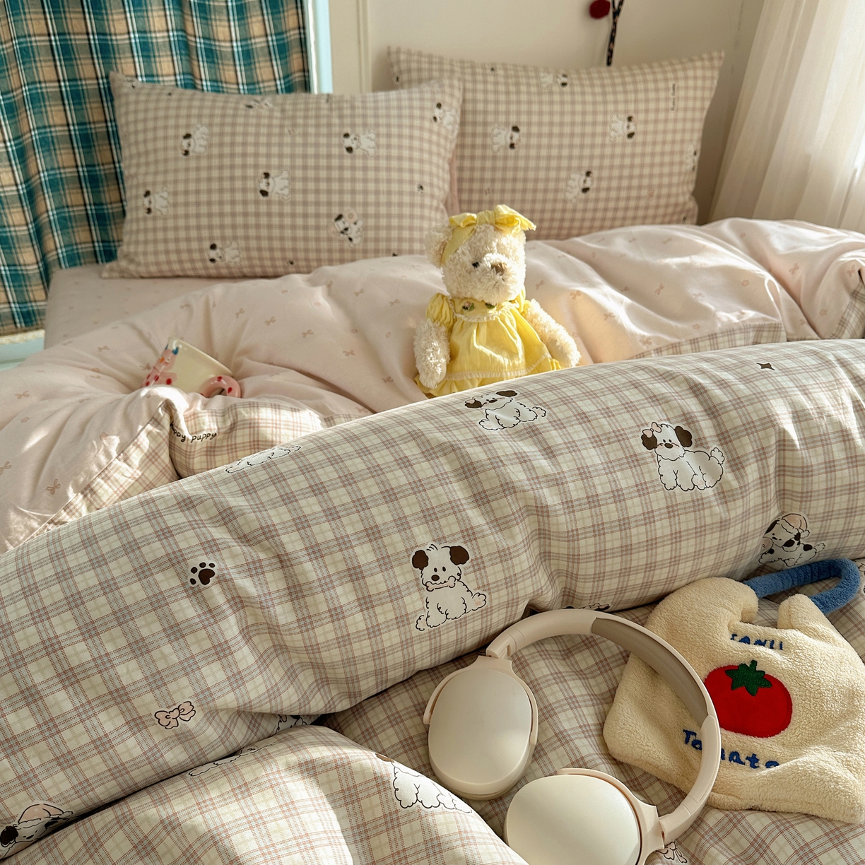 91家纺网 家纺一手货源 找家纺 瑞莱 2026春季新款全棉纯棉印花小清新萌趣系列四件套 莓果小萌