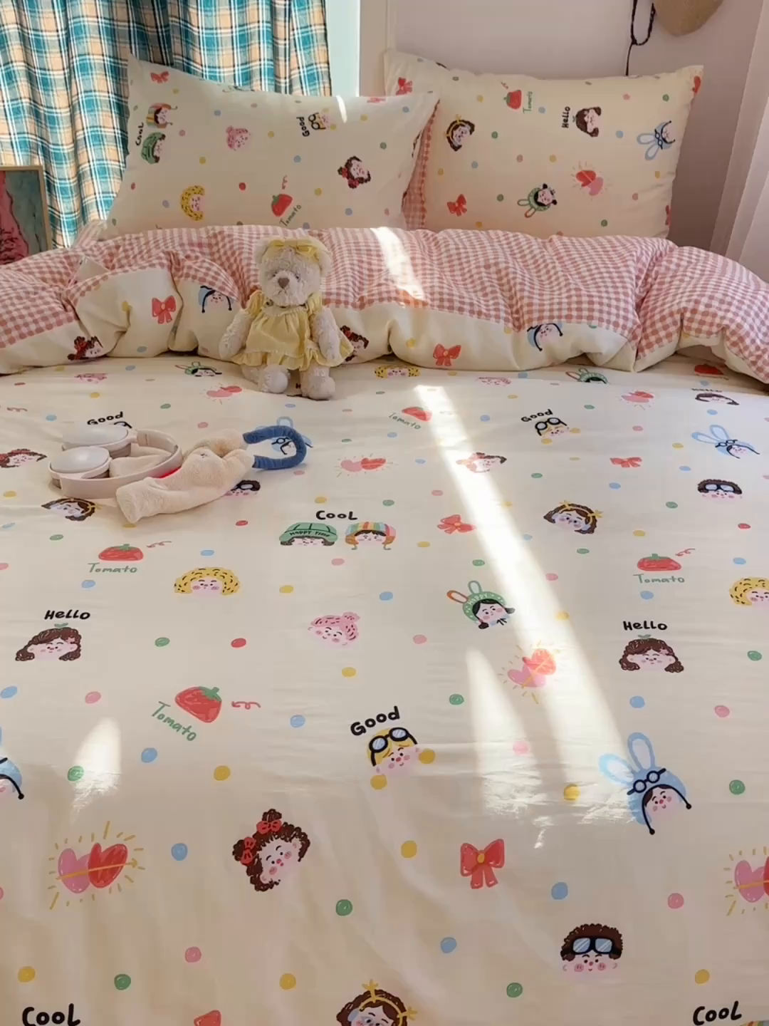 91家纺网 家纺一手货源 找家纺 瑞莱 2026春季新款全棉纯棉印花小清新萌趣系列四件套 趣味涂鸦