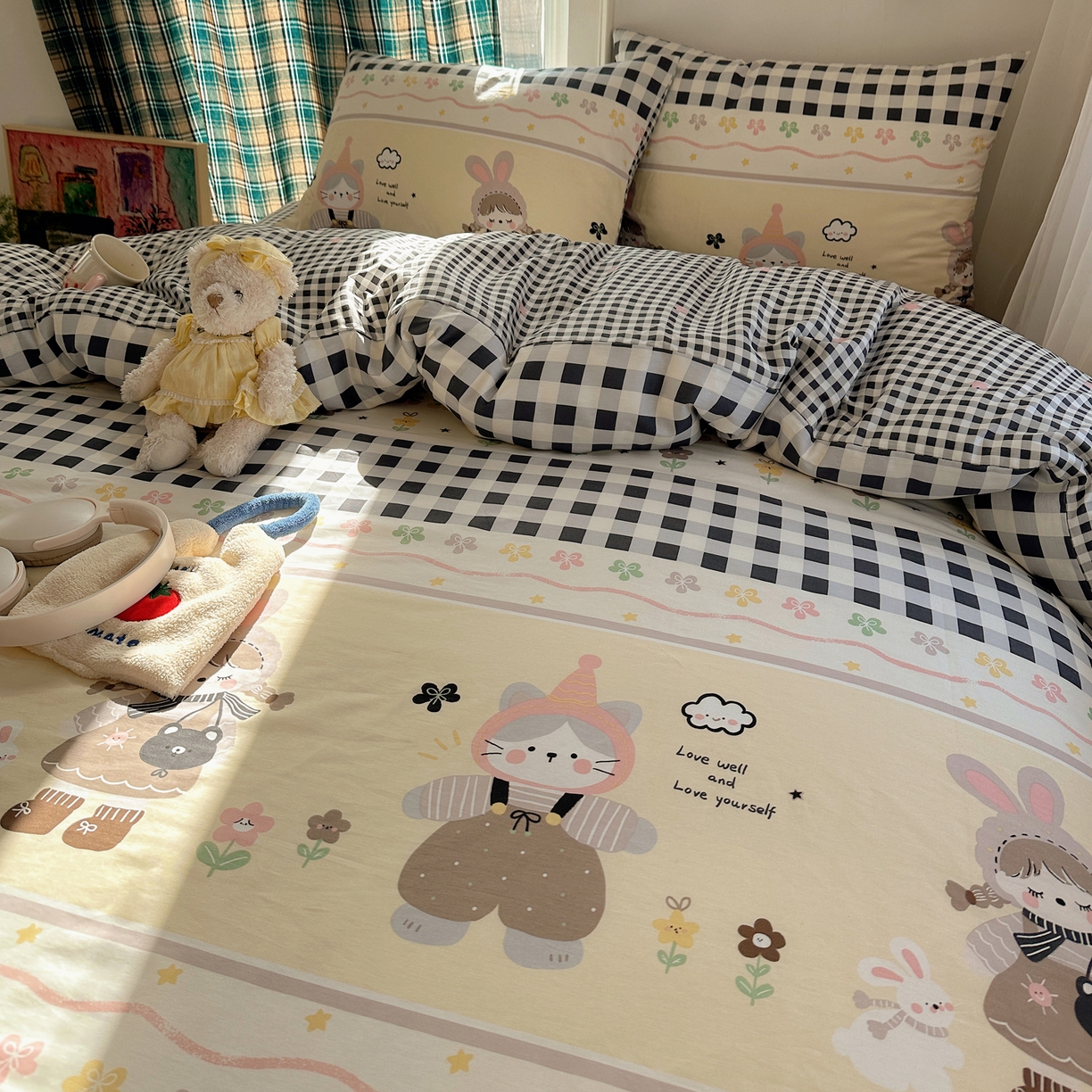 91家纺网 家纺一手货源 找家纺 瑞莱 2026春季新款全棉纯棉印花小清新萌趣系列四件套 甜梦日记