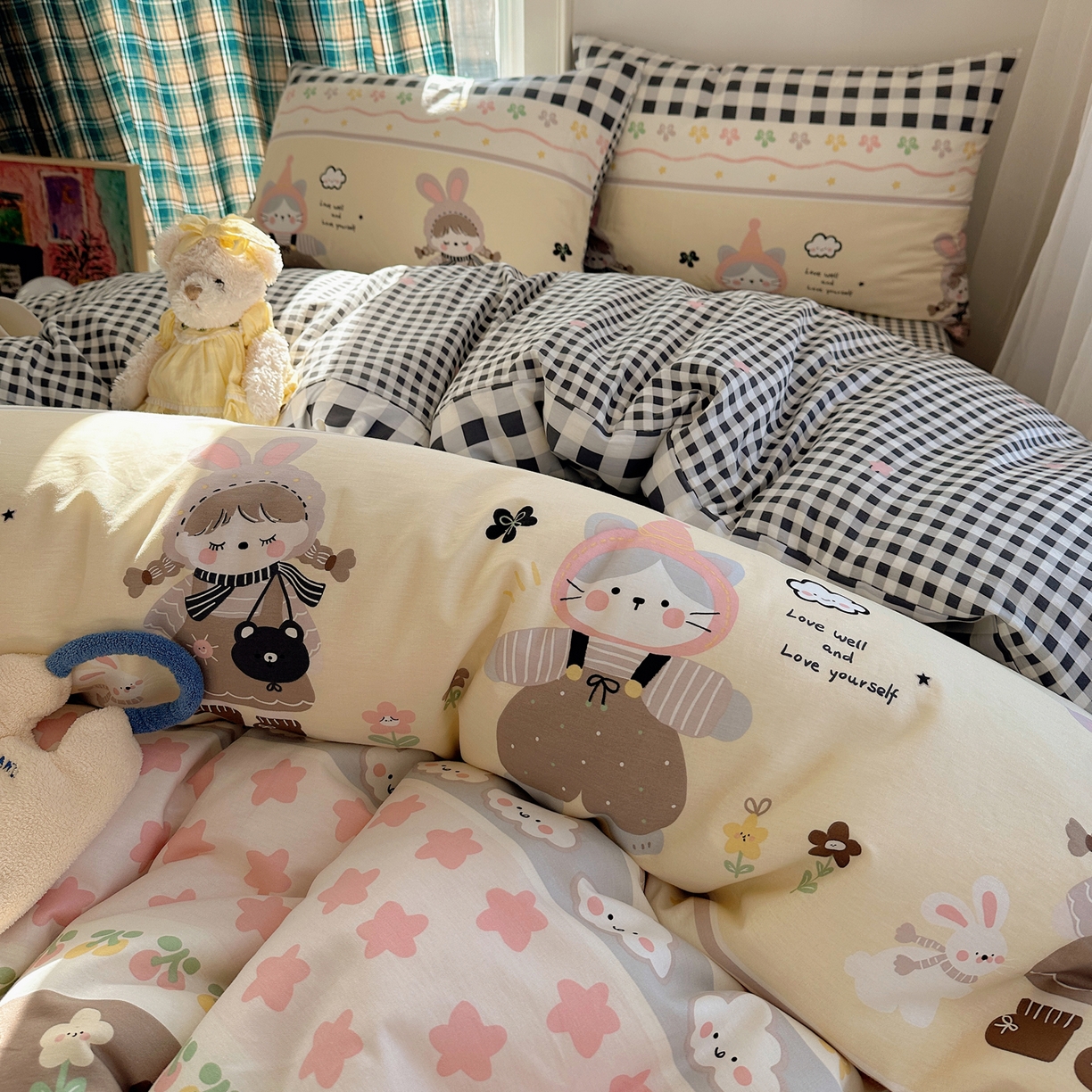 91家纺网 家纺一手货源 找家纺 瑞莱 2026春季新款全棉纯棉印花小清新萌趣系列四件套 甜梦日记