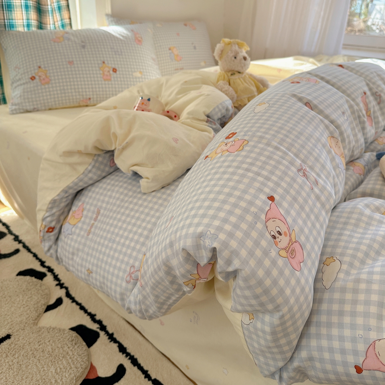 91家纺网 家纺一手货源 找家纺 瑞莱 2026春季新款全棉纯棉印花小清新萌趣系列四件套 甜梦小精灵