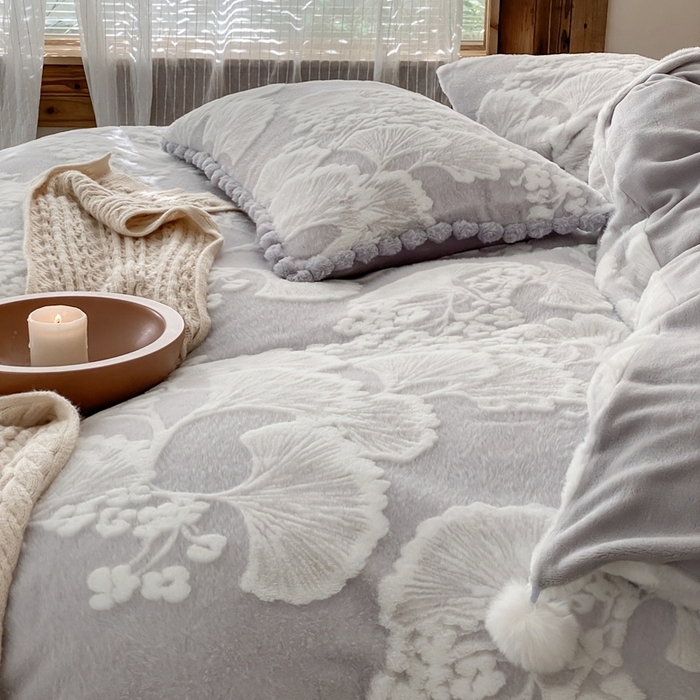 91家纺网 家纺一手货源 找家纺 （总）玉宇阁家居 2025新款亲肤舒适兔毛雕花绒提花雕花牛奶绒四件套-雪国来信 控价：238/318/338/328/328/338（券后控价）