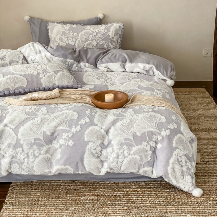 91家纺网 家纺一手货源 找家纺 （总）玉宇阁家居 2025新款亲肤舒适兔毛雕花绒提花雕花牛奶绒四件套-雪国来信 控价：238/318/338/328/328/338（券后控价）