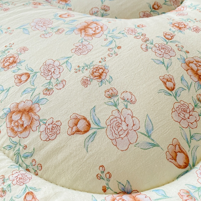 91家纺网 家纺一手货源 找家纺 缦卡琳家纺 2025新款水洗棉纤维羽丝棉床垫 玫瑰花语