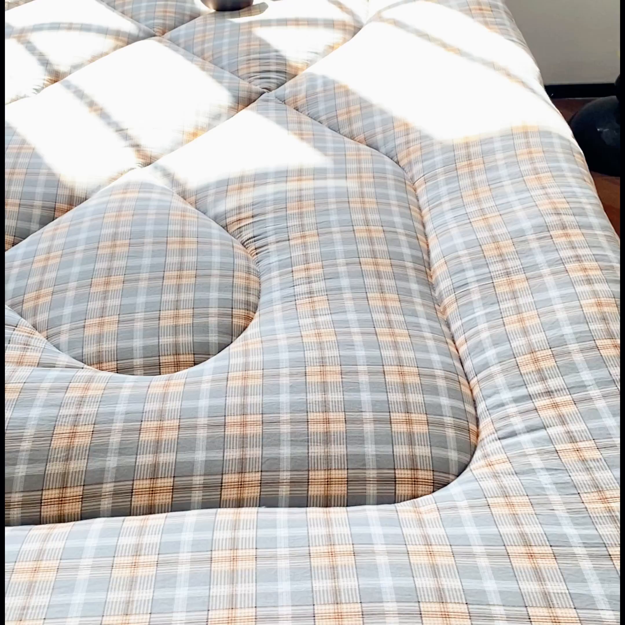 91家纺网 家纺一手货源 找家纺 缦卡琳家纺 2025新款水洗棉纤维羽丝棉床垫 欧拉格