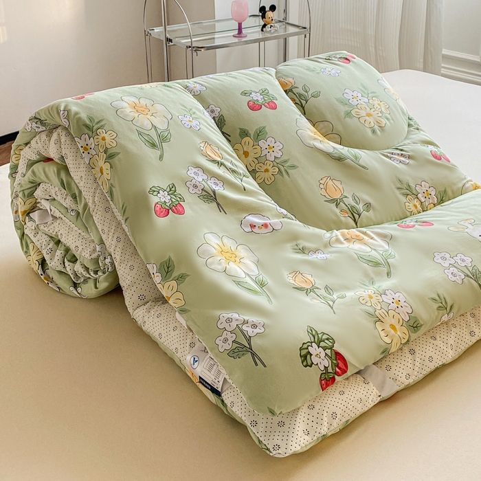 91家纺网 家纺一手货源 找家纺 缦卡琳家纺 2025新款水洗棉纤维羽丝棉床垫 樱桃之恋