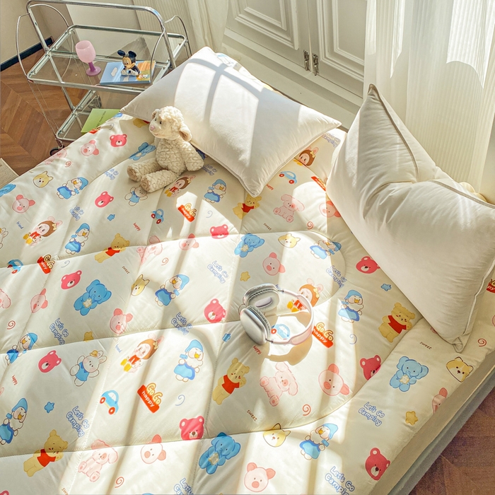 91家纺网 家纺一手货源 找家纺 缦卡琳家纺 2025新款水洗棉纤维羽丝棉床垫 游戏时间