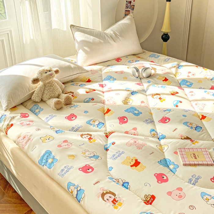 91家纺网 家纺一手货源 找家纺 缦卡琳家纺 2025新款水洗棉纤维羽丝棉床垫 游戏时间