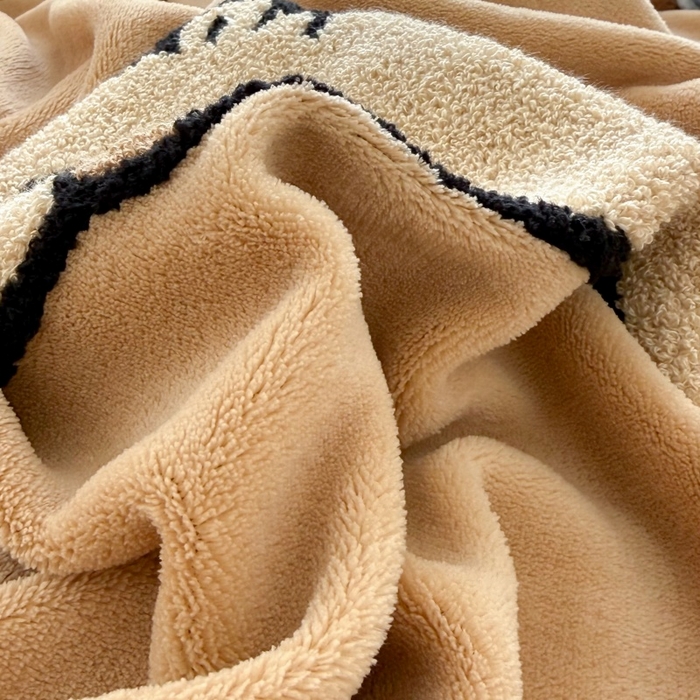 91家纺网 家纺一手货源 找家纺 （总）857家居  2026新款高克重牛奶绒刺绣四件套