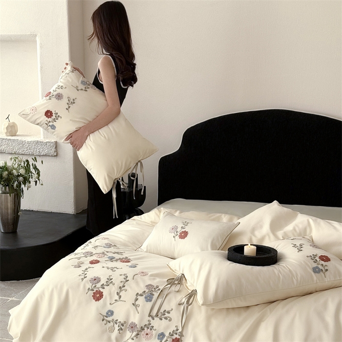 91家纺网 家纺一手货源 找家纺 鹿班家居 2026春季新品100S长绒棉毛巾绣系列-雨润花颜（标准会员-20元） 白色