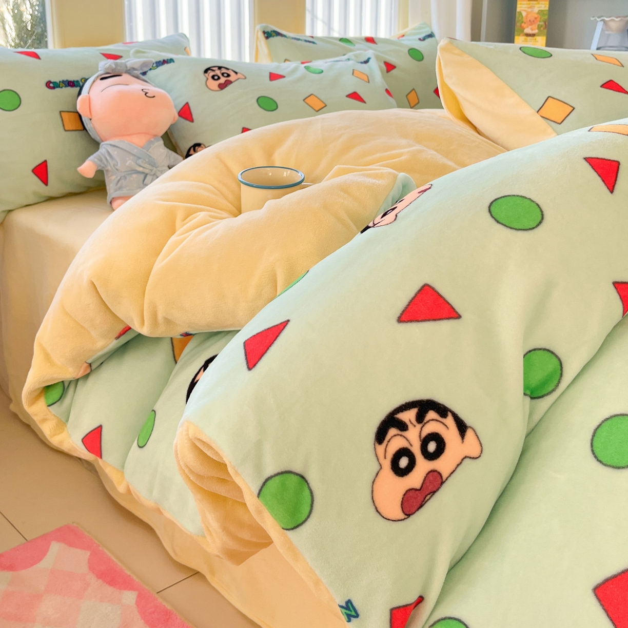 91家纺网 家纺一手货源 找家纺 桃子家居 2026新款A类蜡笔小新正版授权卡通加厚高克重牛奶绒系列四件套 绒-欢乐小新