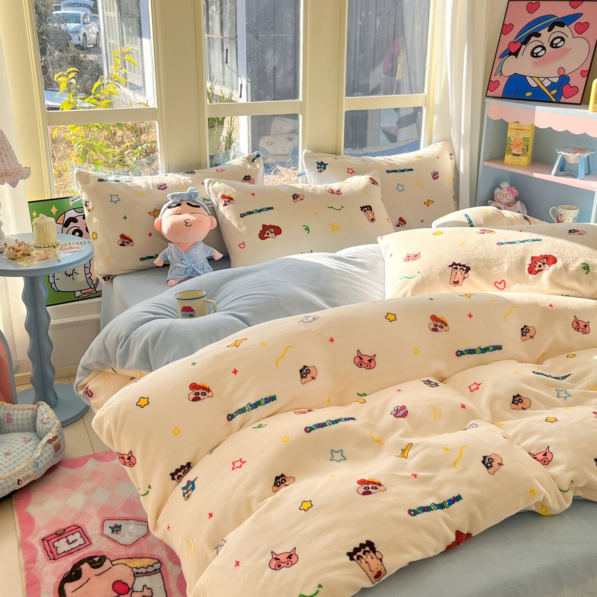 91家纺网 家纺一手货源 找家纺 桃子家居 2026新款A类蜡笔小新正版授权卡通加厚高克重牛奶绒系列四件套 绒-幸福小新